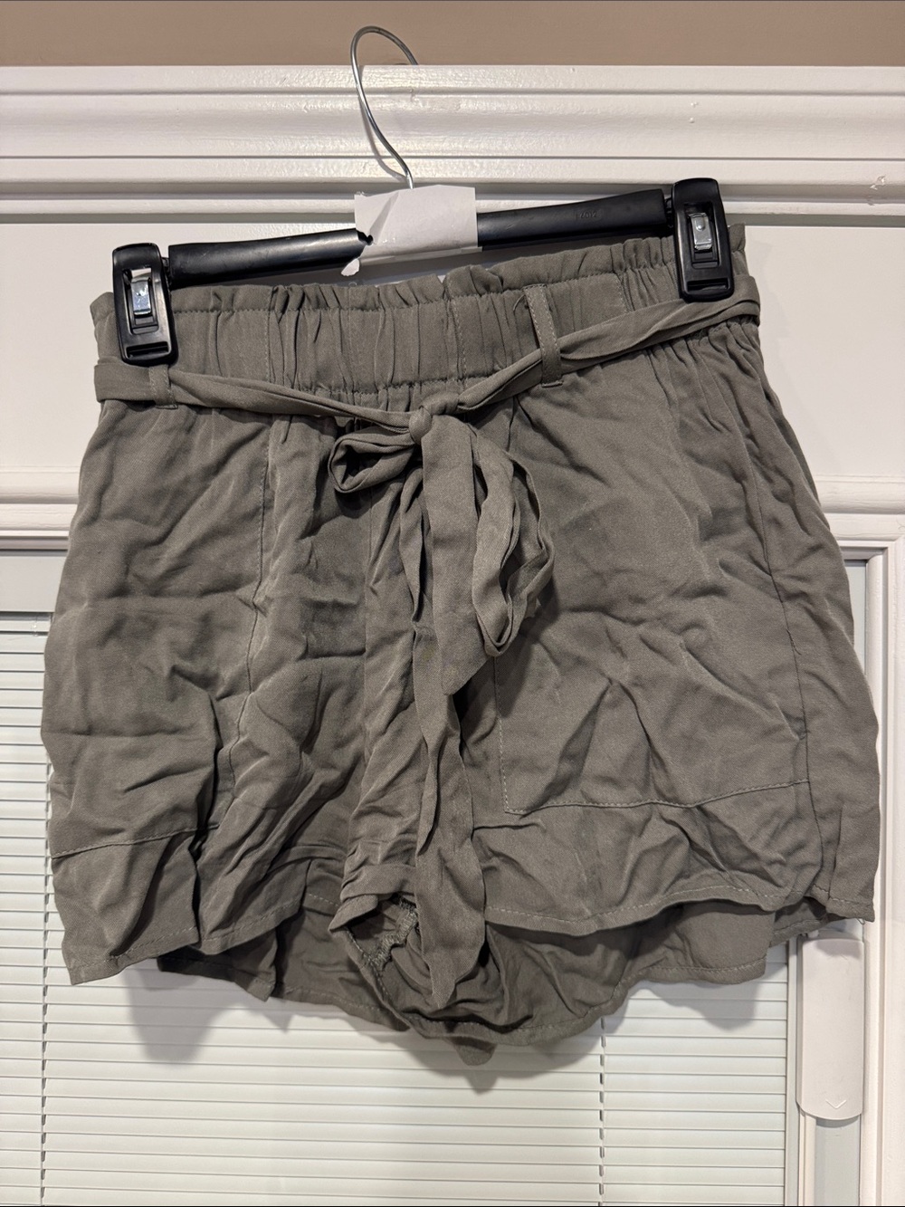 Shinestar Olive Tie-Waist Women's Skort